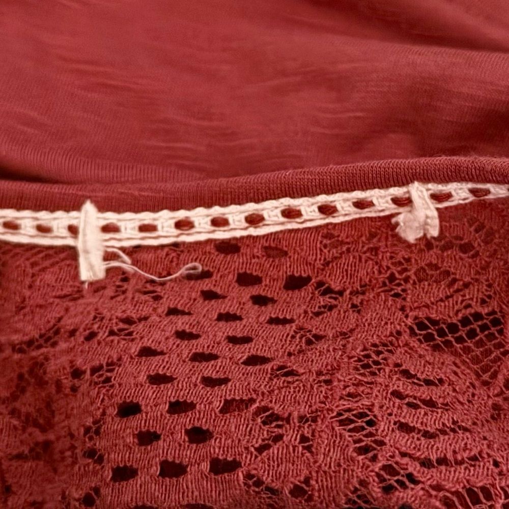 Coral Top Lace Detailed  Comfort S Size - Picture 3 of 3